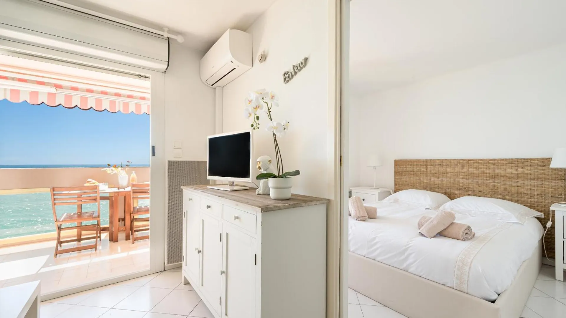 Bellevue Palace Menton 0*,